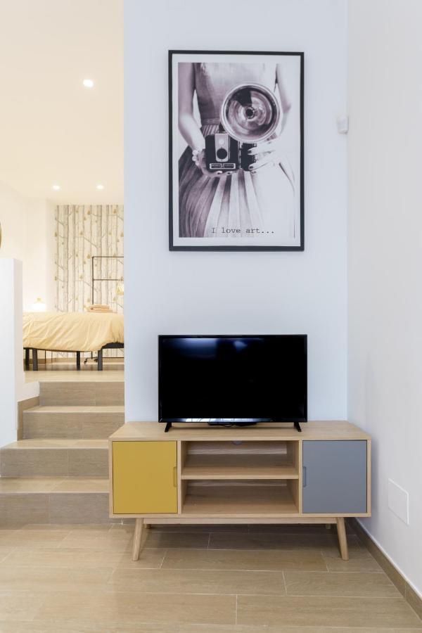 Teatro Suites Malaga Urban Flat Exterior photo