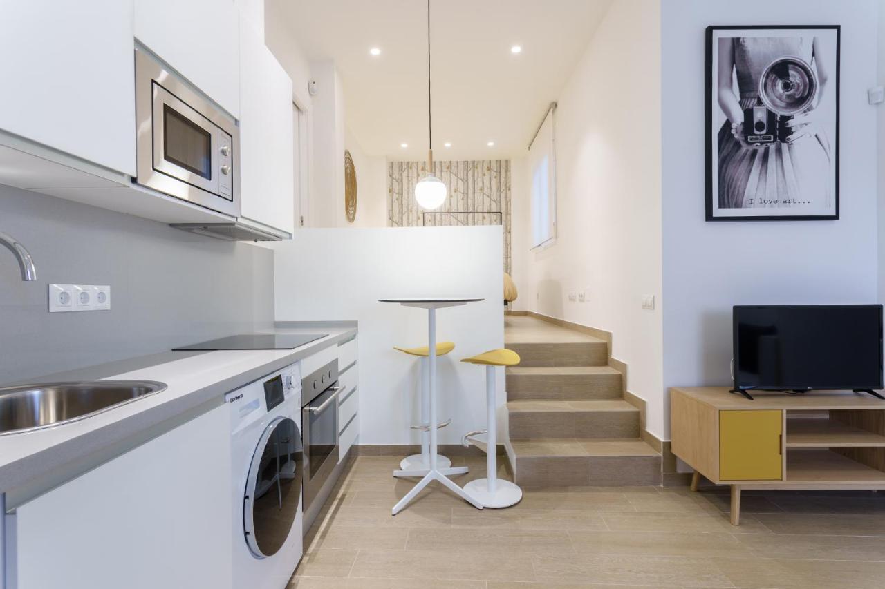 Teatro Suites Malaga Urban Flat Exterior photo